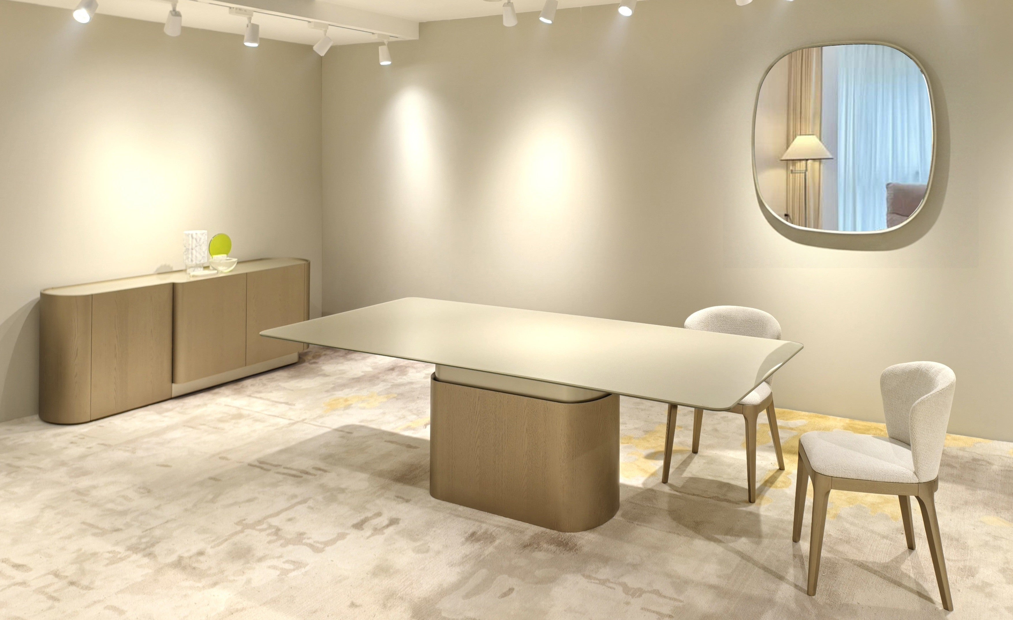 Essenza Dining Table [ clone ]