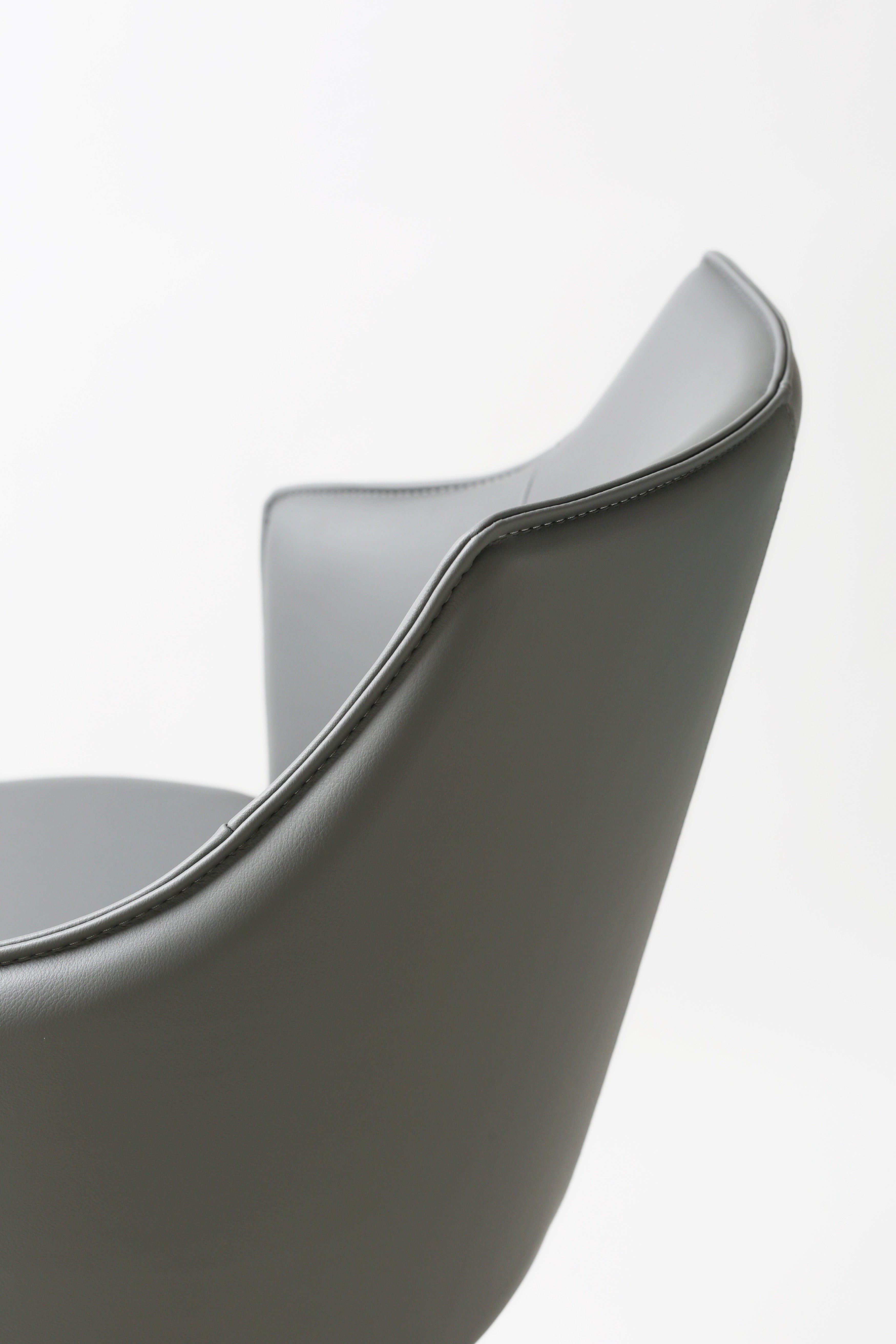 C 027B-3 Leather Barstool [ clone ]