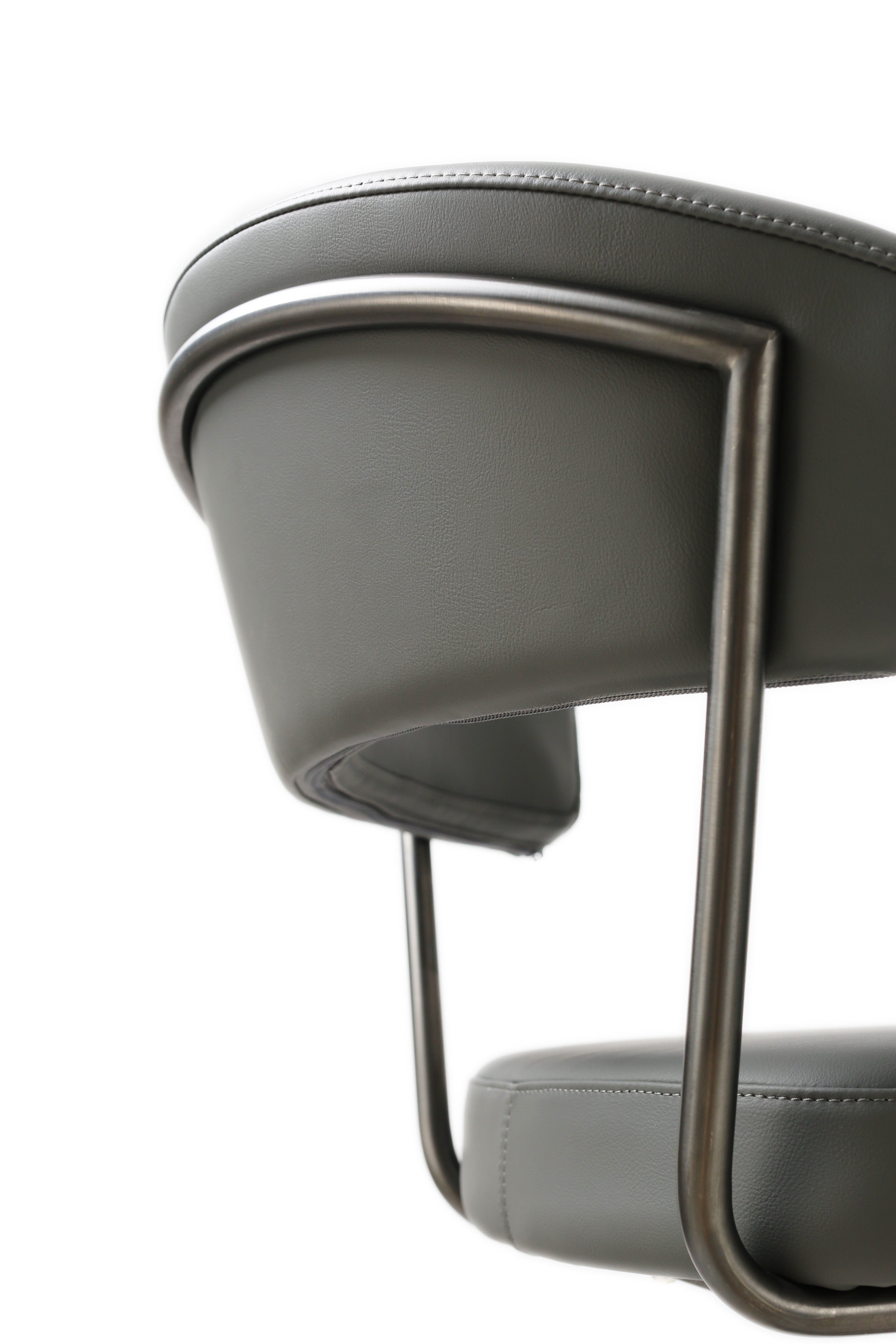 K C218A-930 Charcoal Barstool [ clone ]