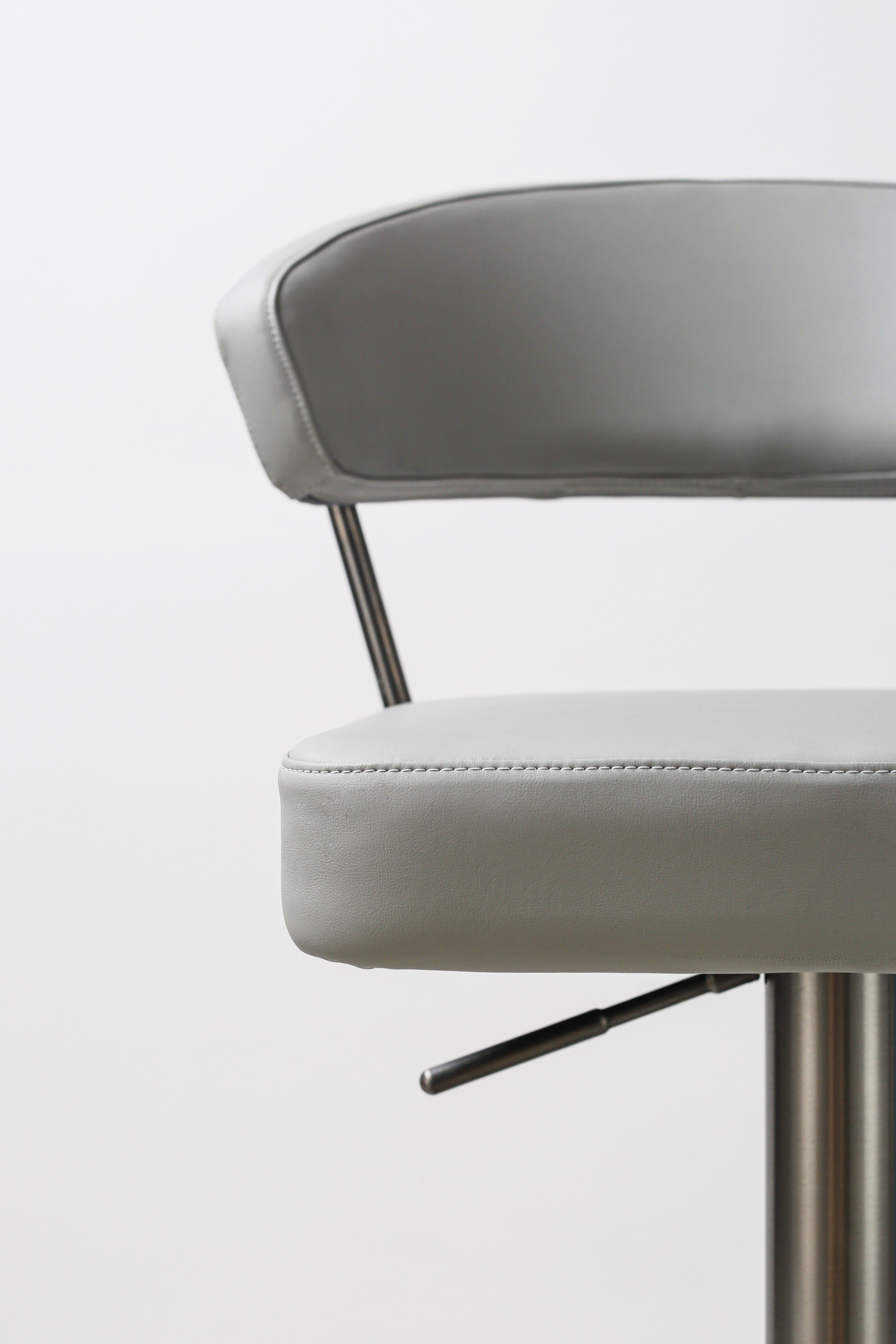 K C218A-930 Charcoal Barstool [ clone ]
