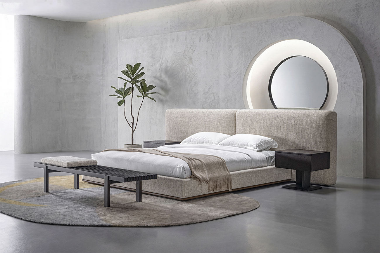 Kumo Modern Upholstered Bed