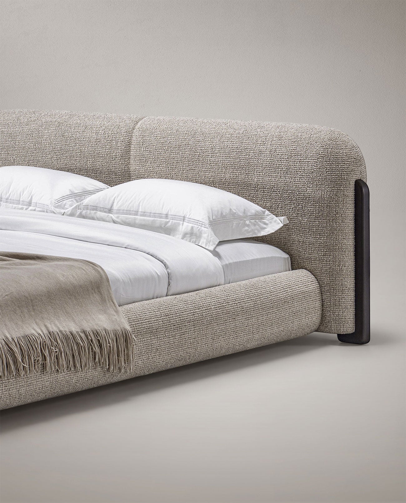 Nido Upholstered Modern Bed