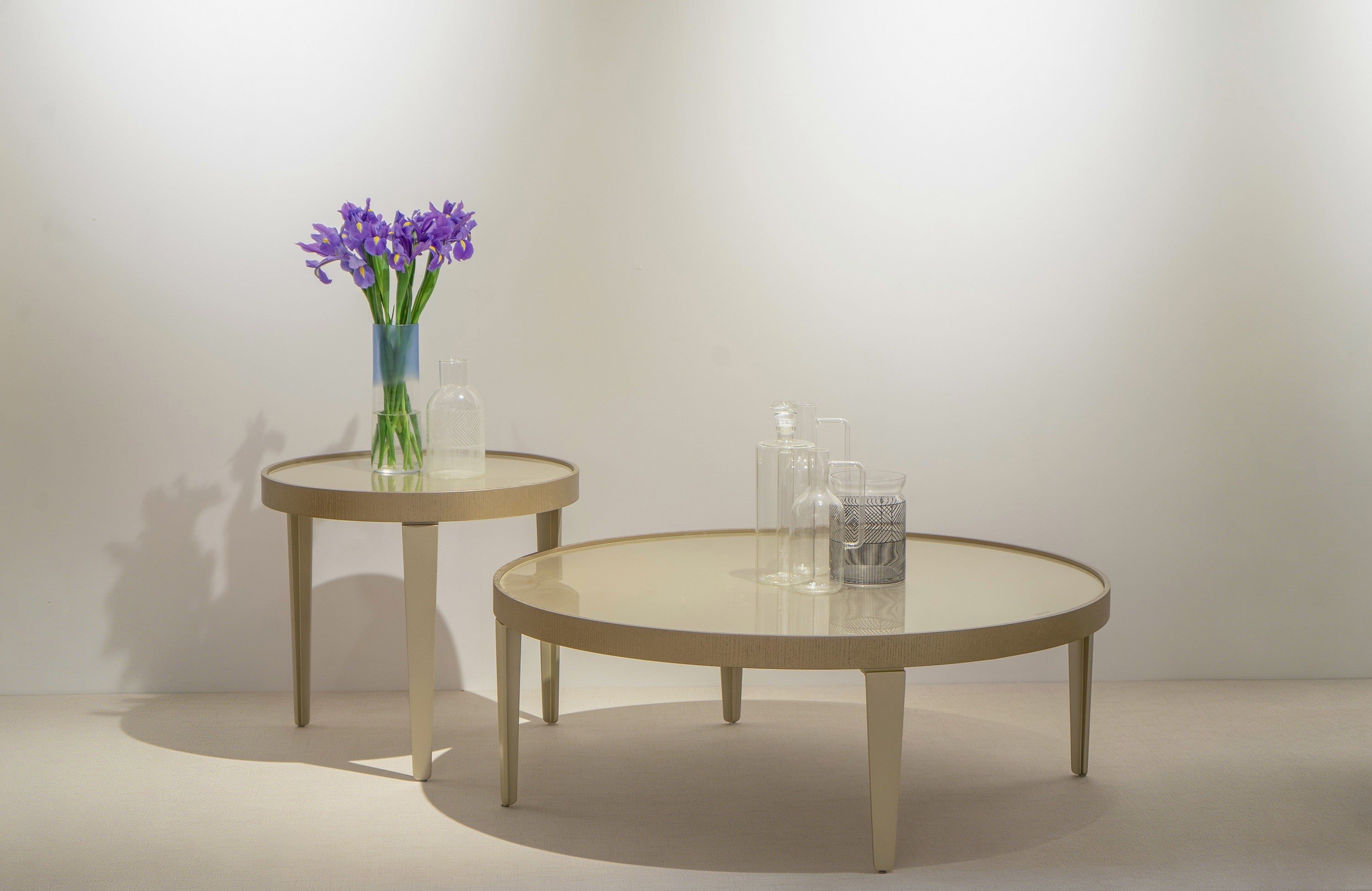 Omega End Table in Champagne [ clone ]