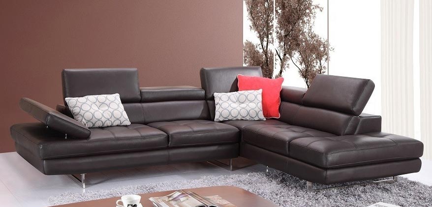 A761 Sectional in Snow White